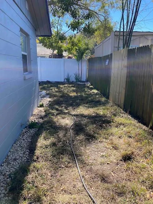 Charming 2-Beds Central Clearwater Apartment With Private Backyard Semesterbostad
